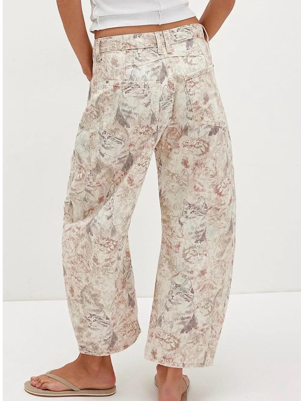 Wide-Leg Floral/Cat Print Jeans - Cream - Picture 2 of 3